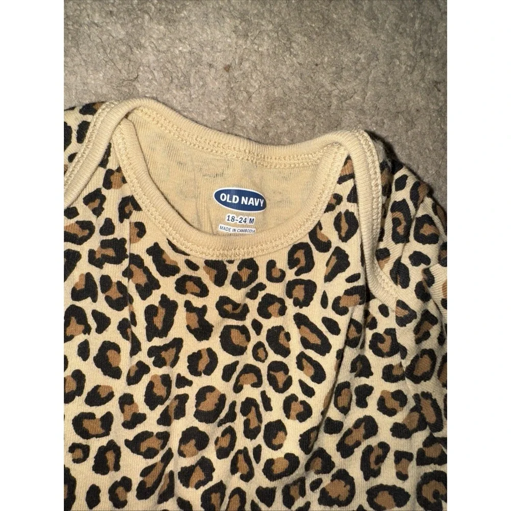 Old Navy Infant Girls Long-Sleeve Romper‎ 18-24 Months 18M - 24M Animal Print